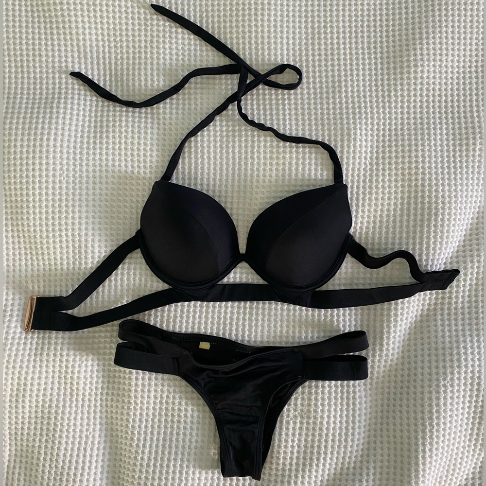 Victoria Secret Bikini- 32D top, XS bottoms